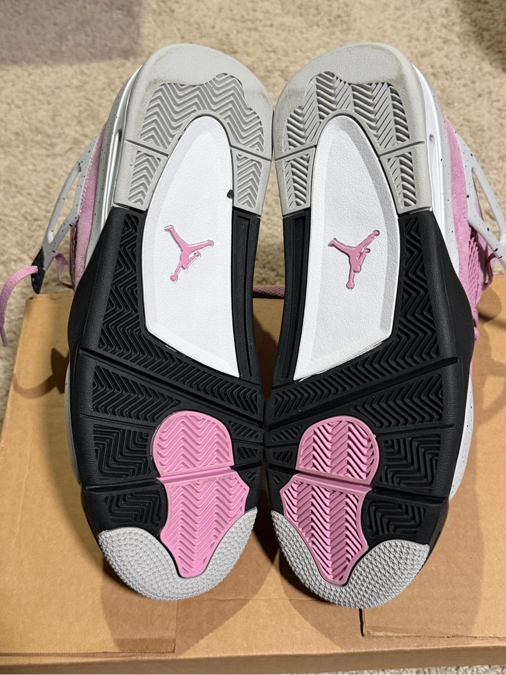 Jordan 4 Retro ‘Orchid’ Suede Mid Top Sneakers Men’s AQ9129-501